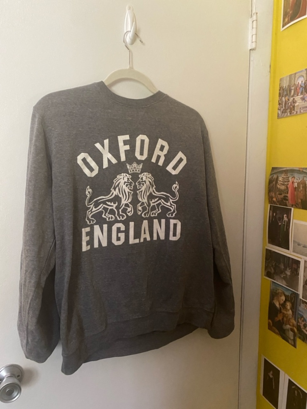 Oxford Souvenir Crewneck Sweatshirt Unisex